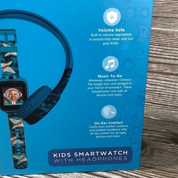 iTech Junior Boys Headphones & Smartwatch Set - Blue Shark.   Z13 - Picture 5 of 12
